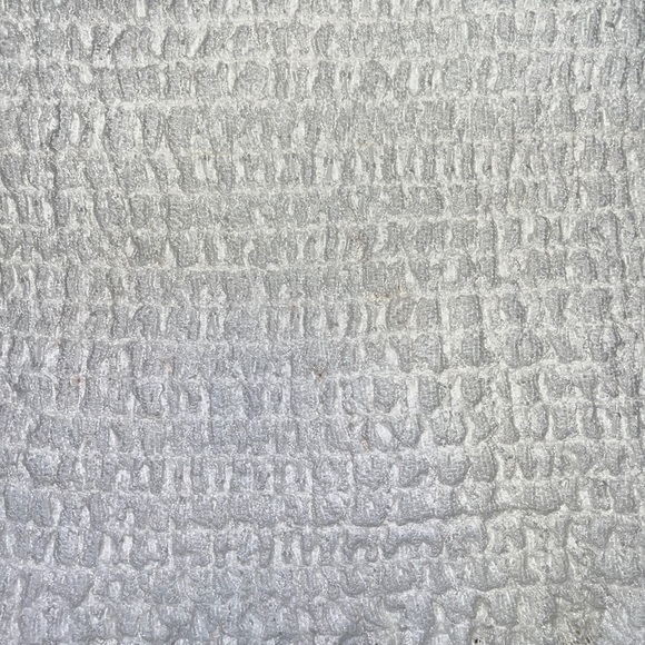 🪻3/$30 White crop top!🪻 - Picture 3 of 5